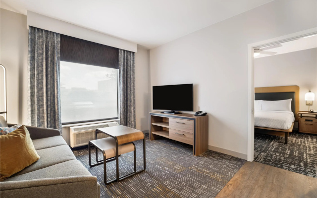 1 Bedroom Suite