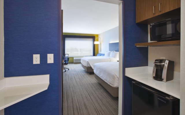 Quadruple Suite