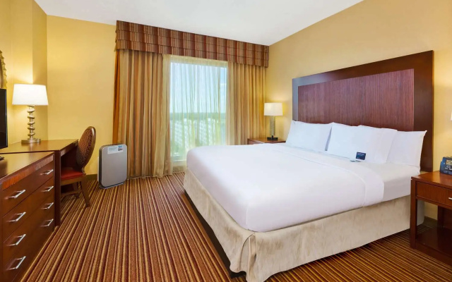 Pure Wellness Hearing Accessible Suite