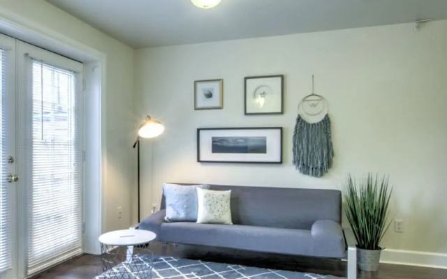 Comfort room