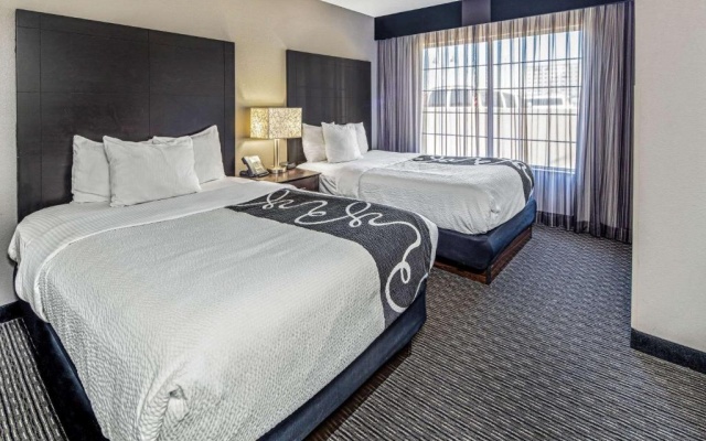 Sextuple Suite