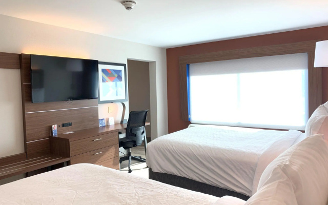 Quadruple Suite