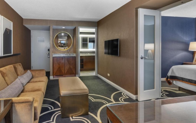 Deluxe Double Suite