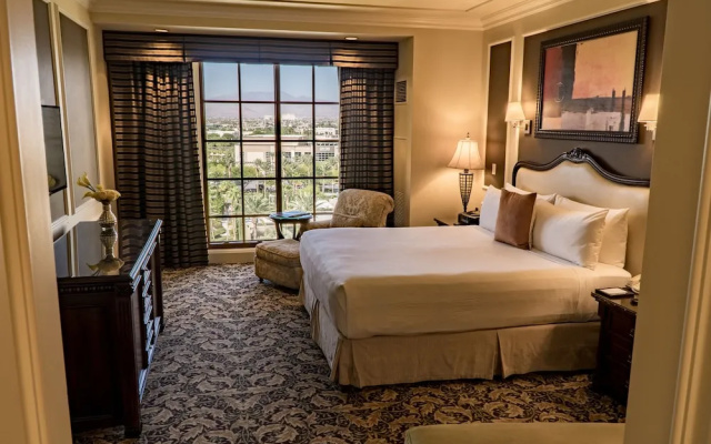 1 Bedroom Suite