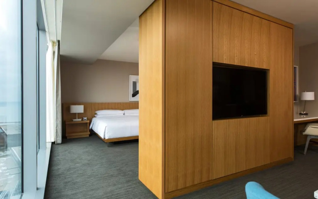 Classic Suite with city view