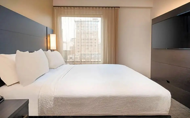 1 Bedroom Double Suite with city view