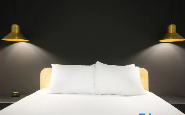 2 Bedrooms Quadruple Apartment