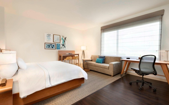 Standard Double room with view