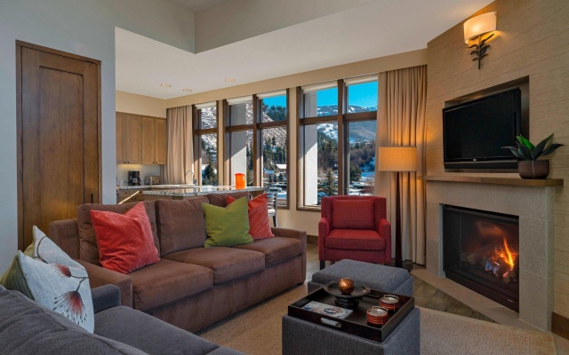 Luxury Suite