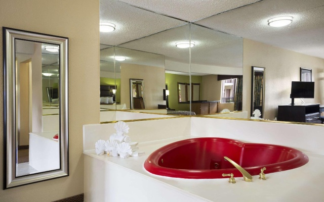 Deluxe Double Suite