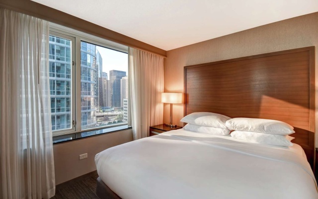 Hearing Accessible Double Suite