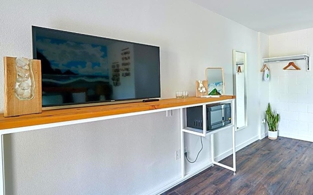 Suite with city view