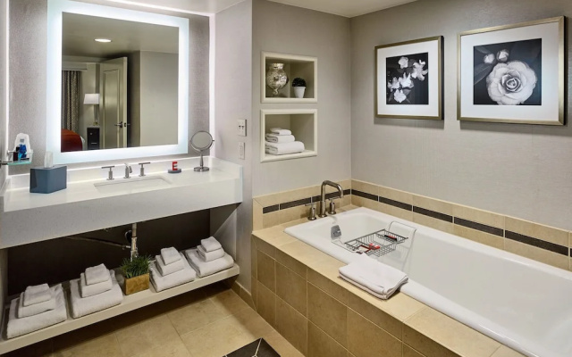 Executive Double Suite