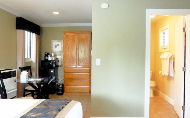 Double Cottage