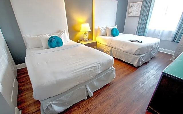 Quadruple Suite with city view