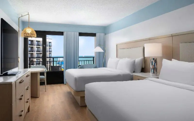 Standard Twin room with balcony