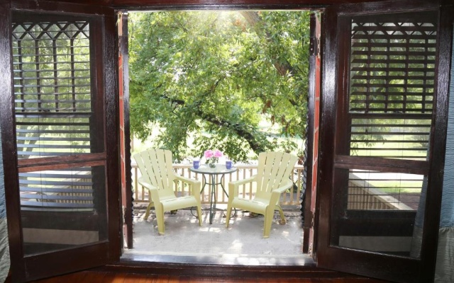 Suite with balcony