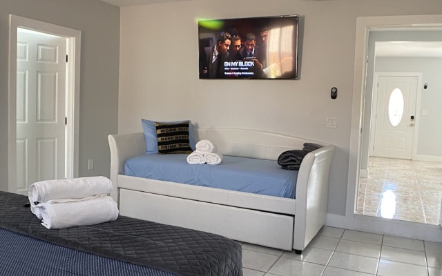 3 Bedrooms Family Cottage