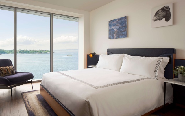 Deluxe Double room with water view