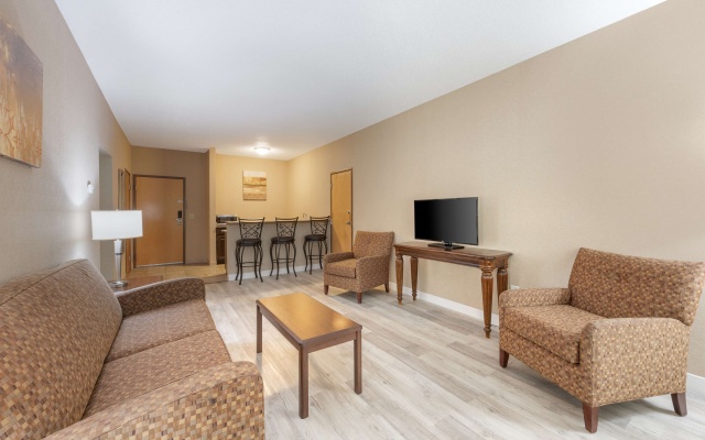 Double Suite