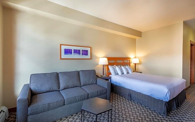 1 Bedroom Premier room with mountain view