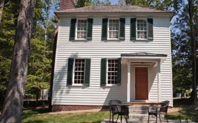 Standard Cottage