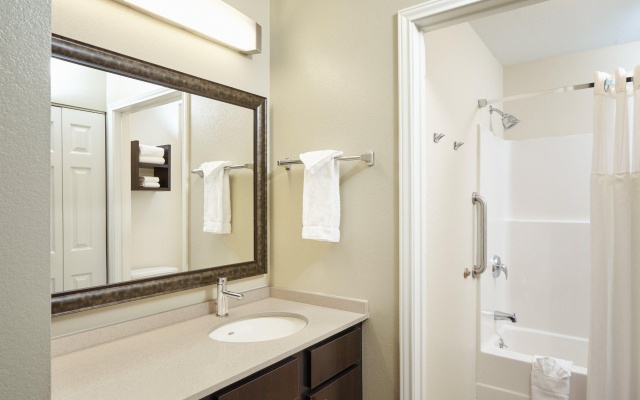 1 Bedroom Quadruple Suite