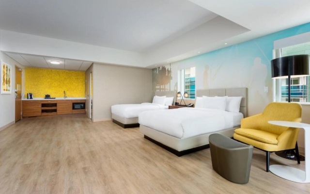 Quadruple Suite with balcony