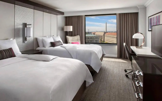 Twin room Monument View