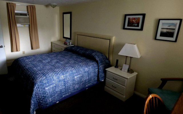 Economy room