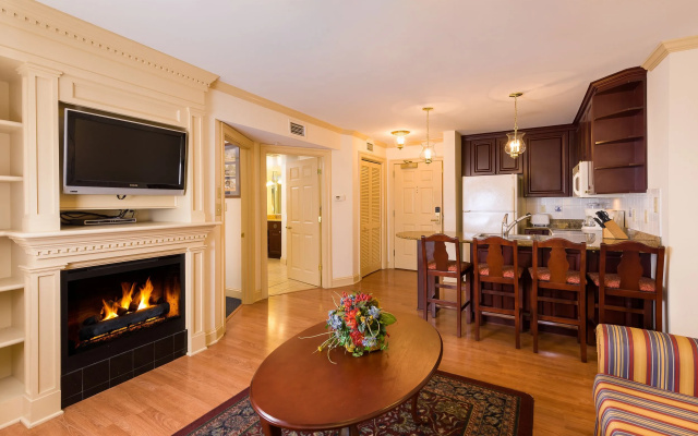 2 Bedrooms Villa