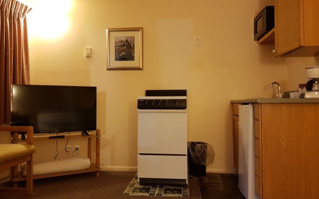 Economy room