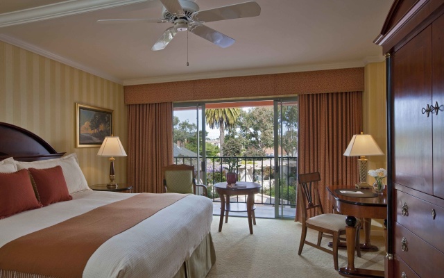 Double room with balcony and with inland view