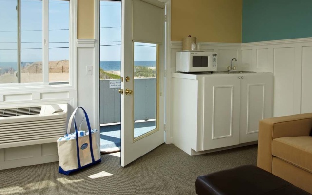 1 Bedroom Suite