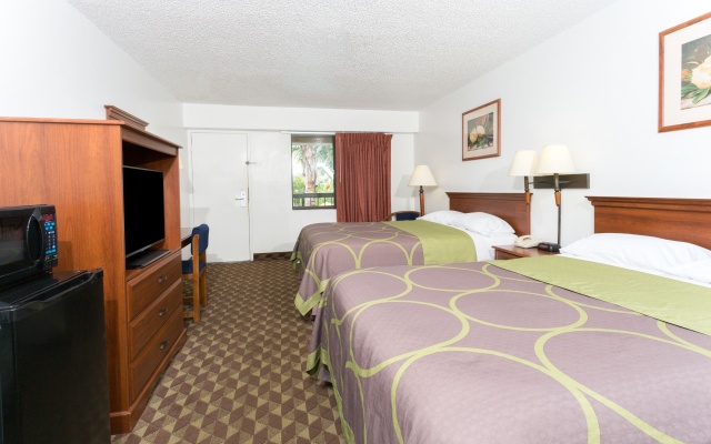Quadruple room