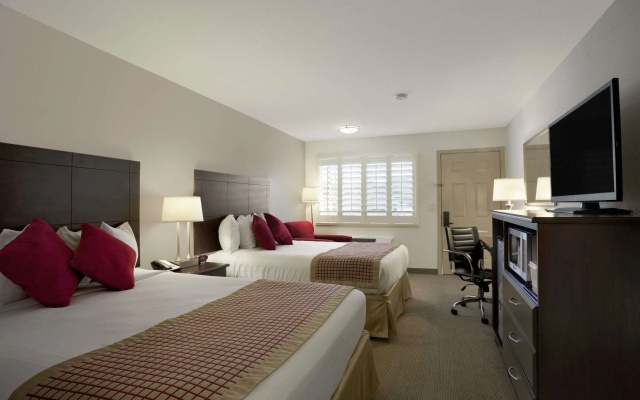 Quadruple room