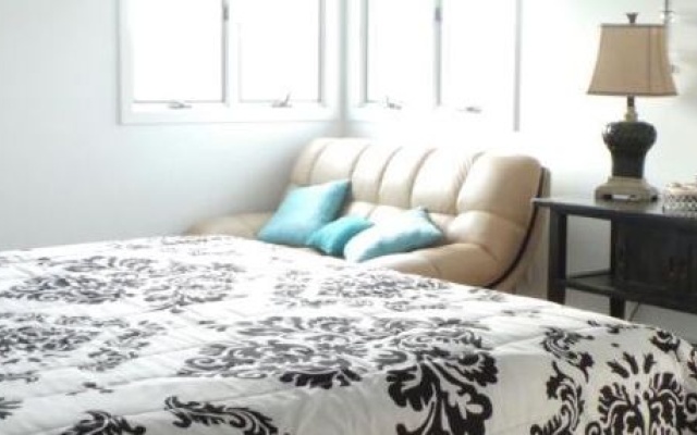 2 Bedrooms Luxury Penthouse room with balcony and with ocean view