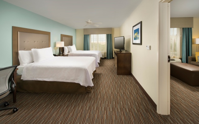 Accessible Quadruple Suite