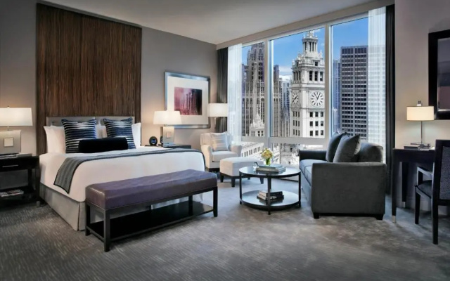 Premium Double Suite with lake view