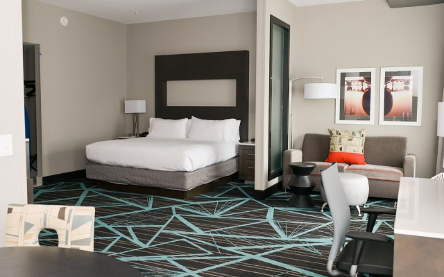 Double Suite