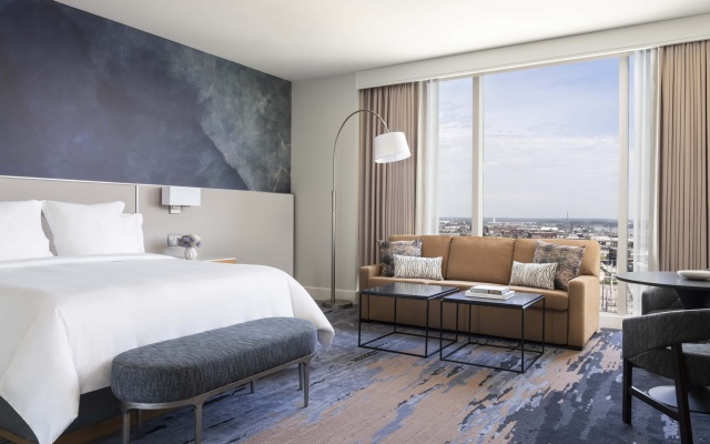 Grand Premier Double room with city view