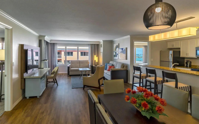 Residential Twin Suite with balcony and with ocean view