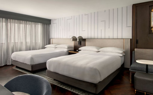 M Club Twin Guest room
