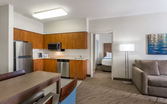 2 Bedrooms Suite