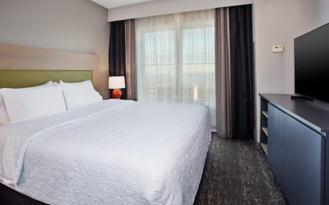 Double Suite with Skyline view