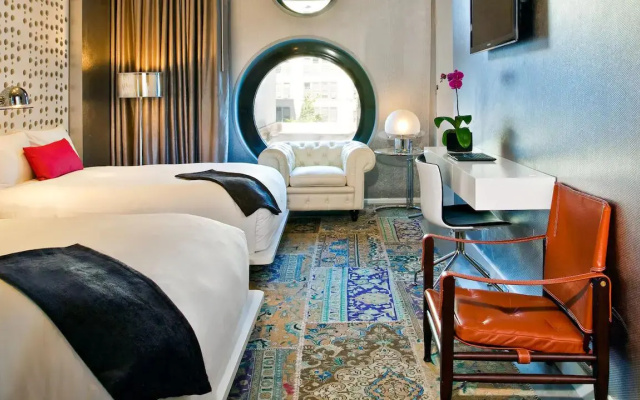 Bronze Twin room