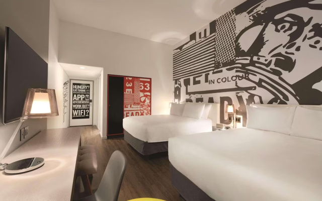 High Floor Twin Studio