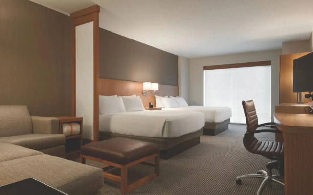 High Floor Twin room
