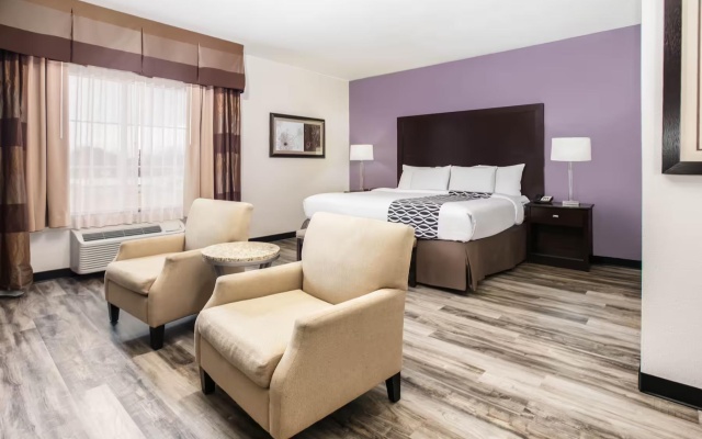 Deluxe Accessible Family Double Suite