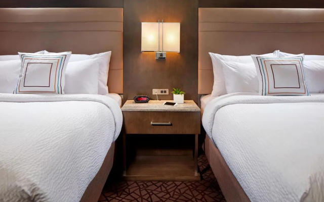 Deluxe Twin Suite